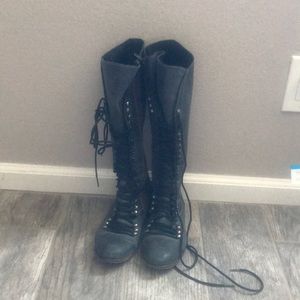 Steve Madden distressed boots